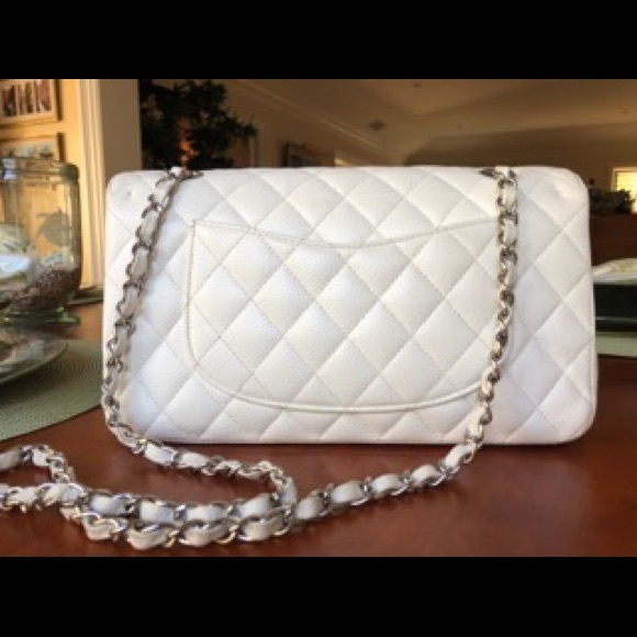 White Chanel Classic Shoulder Bag - Picture 3 of 8